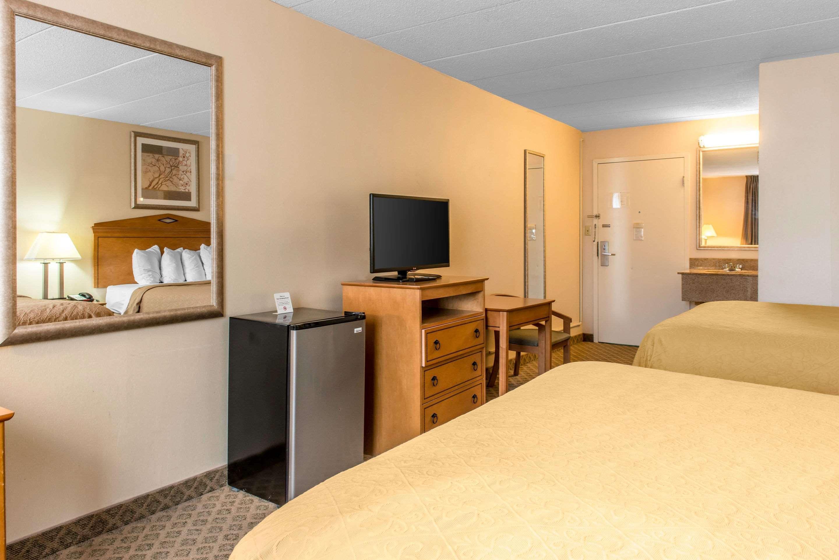 Quality Inn & Suites Fairview  Exterior foto