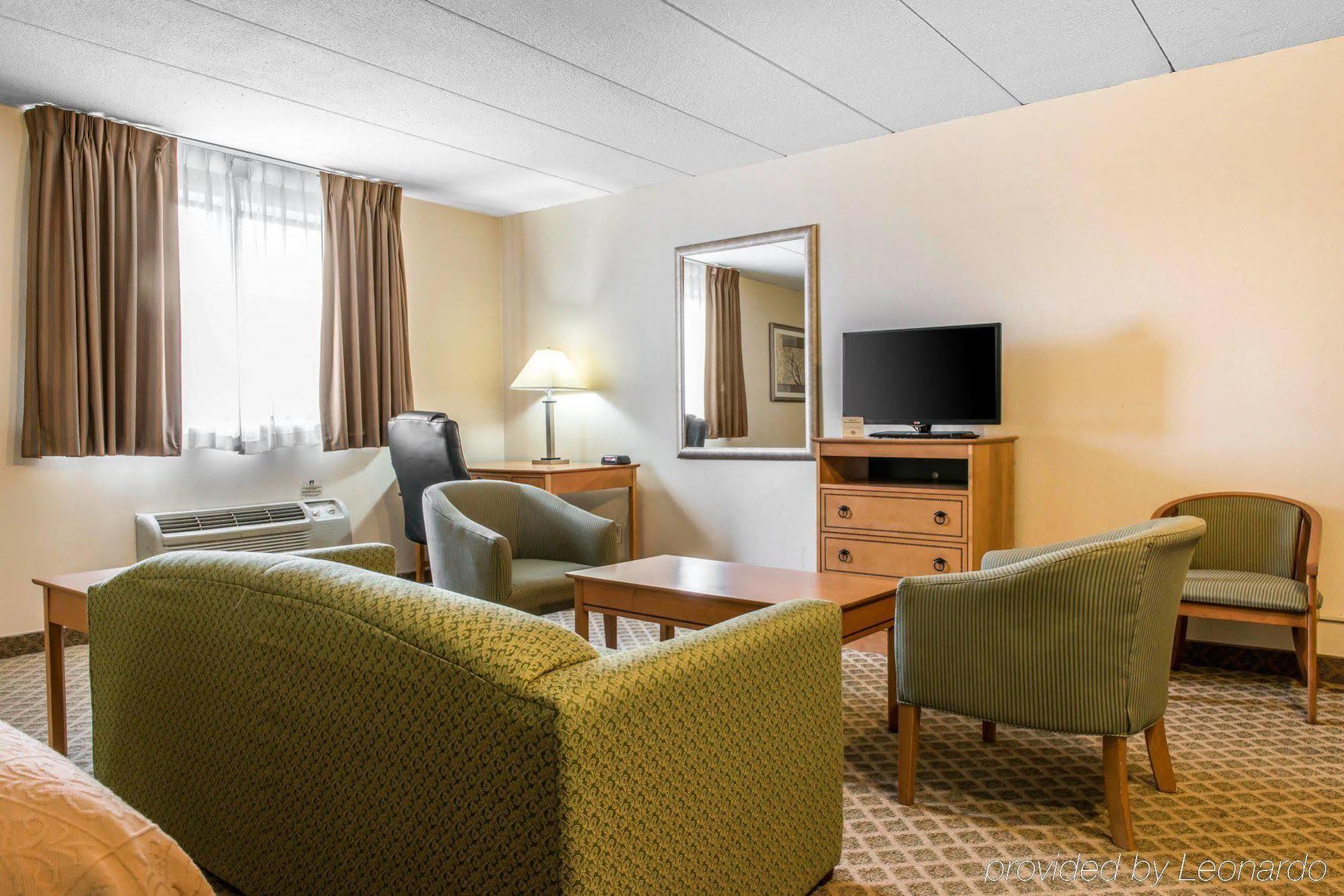 Quality Inn & Suites Fairview  Exterior foto